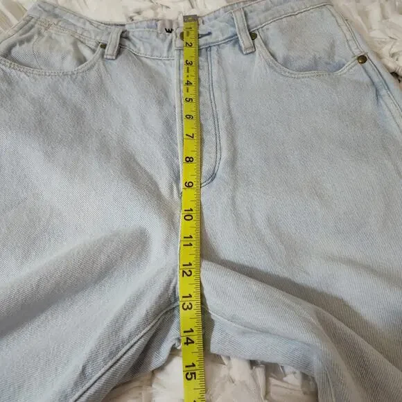 WRANGLER DISTRESSED HIGH WAISTED JEANS LITA WOMEN SIZE 10 BUTTONFLY  LIGHT WASH - Picture 16 of 17